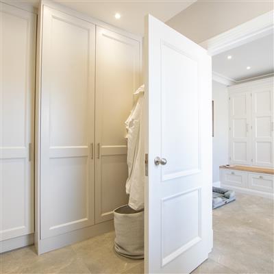 MONROE WHITE PRIMED 2P BOLECTION DOOR 80X32
